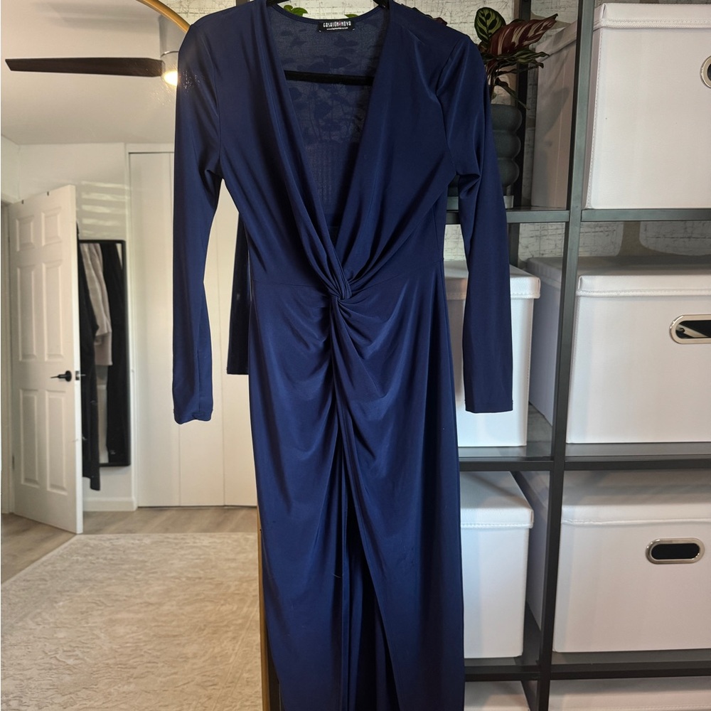 Elegant Navy Blue Long Sleeve Dress